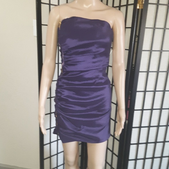 Dress - Picture 1 of 5